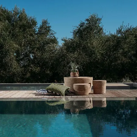 Villa Tiare Villas *